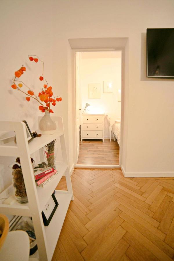 Jasmine Serenity Apartment - Central, Behind Black Church Brašov Exteriér fotografie