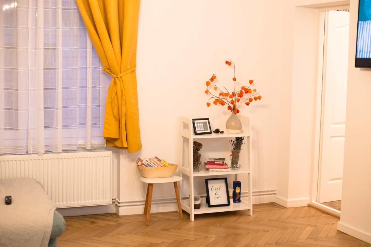 Jasmine Serenity Apartment - Central, Behind Black Church Brašov Exteriér fotografie